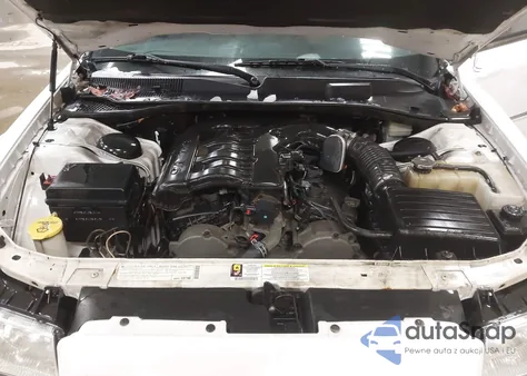 2010 Chrysler 300 Touring/Signature Series/Executive Series z USA, uszkodzony, nr VIN 2C3CA5CV0AH264609